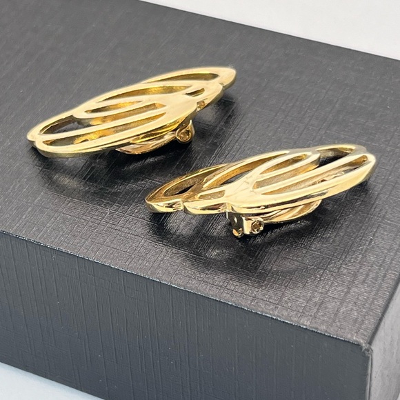 Givenchy Vintage 80’s Modernist Gold-Tone Abstract Earrings - Picture 2 of 8